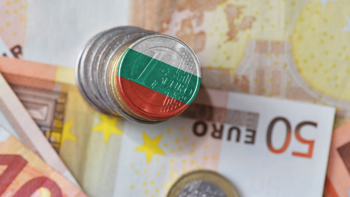 euro-coin-featuring-bulgarian-flag