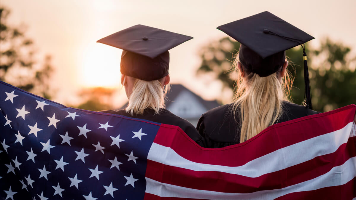 Auslandsstudium: So Viel Kostet Ein Studium In Den USA - Wise