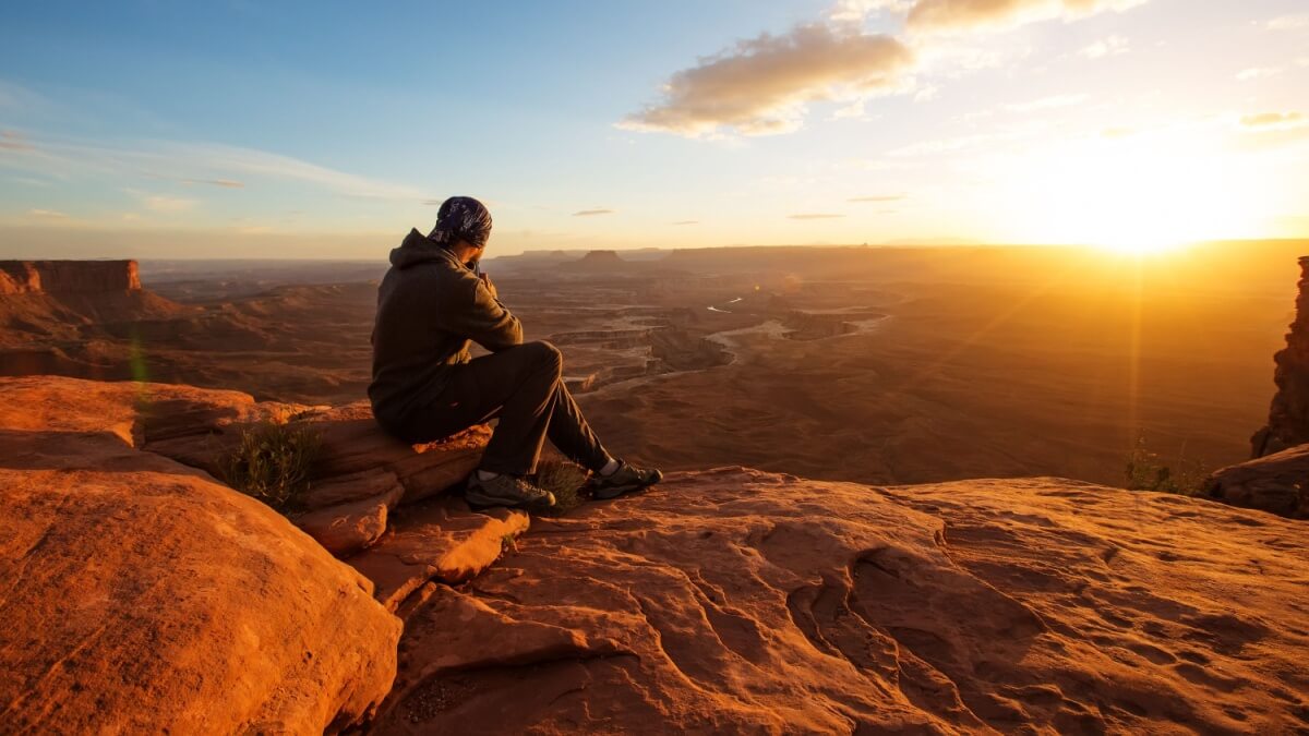 Ein Wanderer im Grand Canyon
