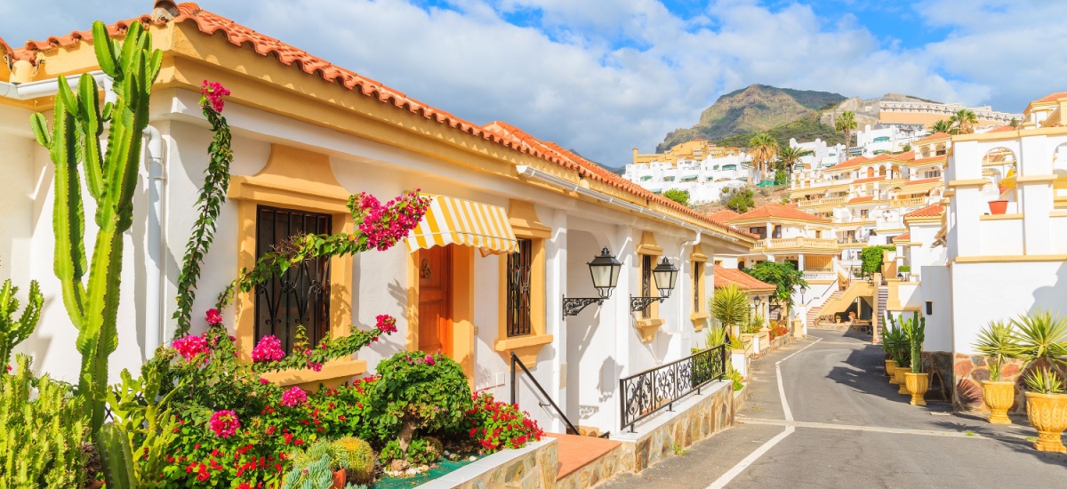 property-in-tenerife-sunny-weather