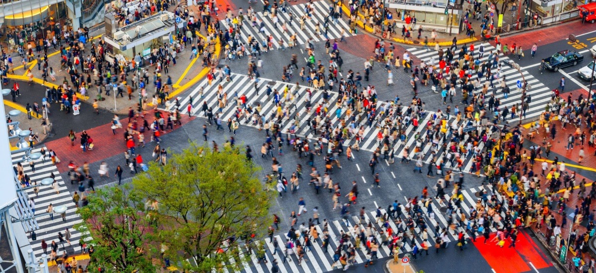 popular-crosswalk-in-tokyo-japan