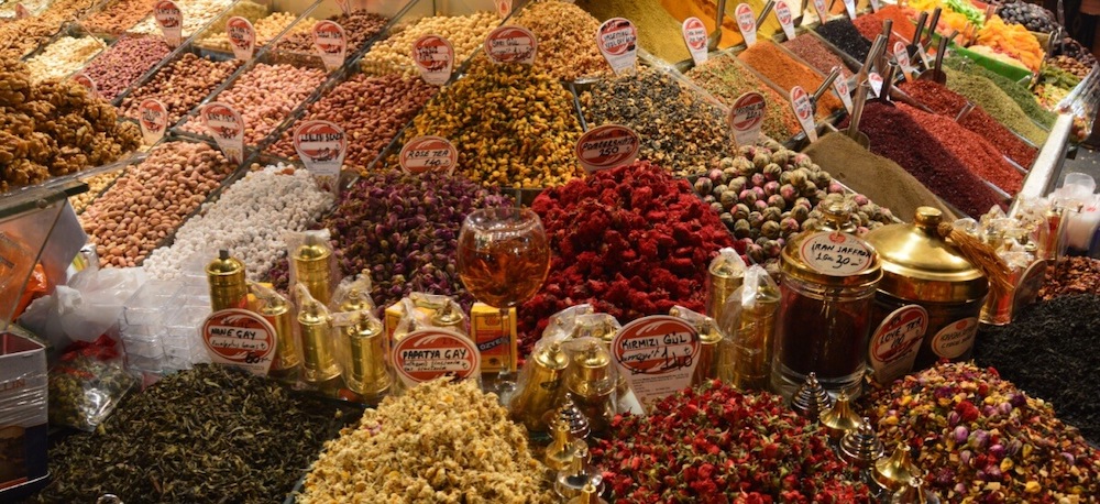 spice-market-in-morocco