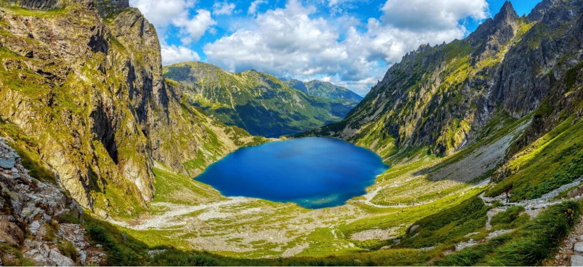 morskie-oko-and-black-lake-in-polish-tatra-mountains