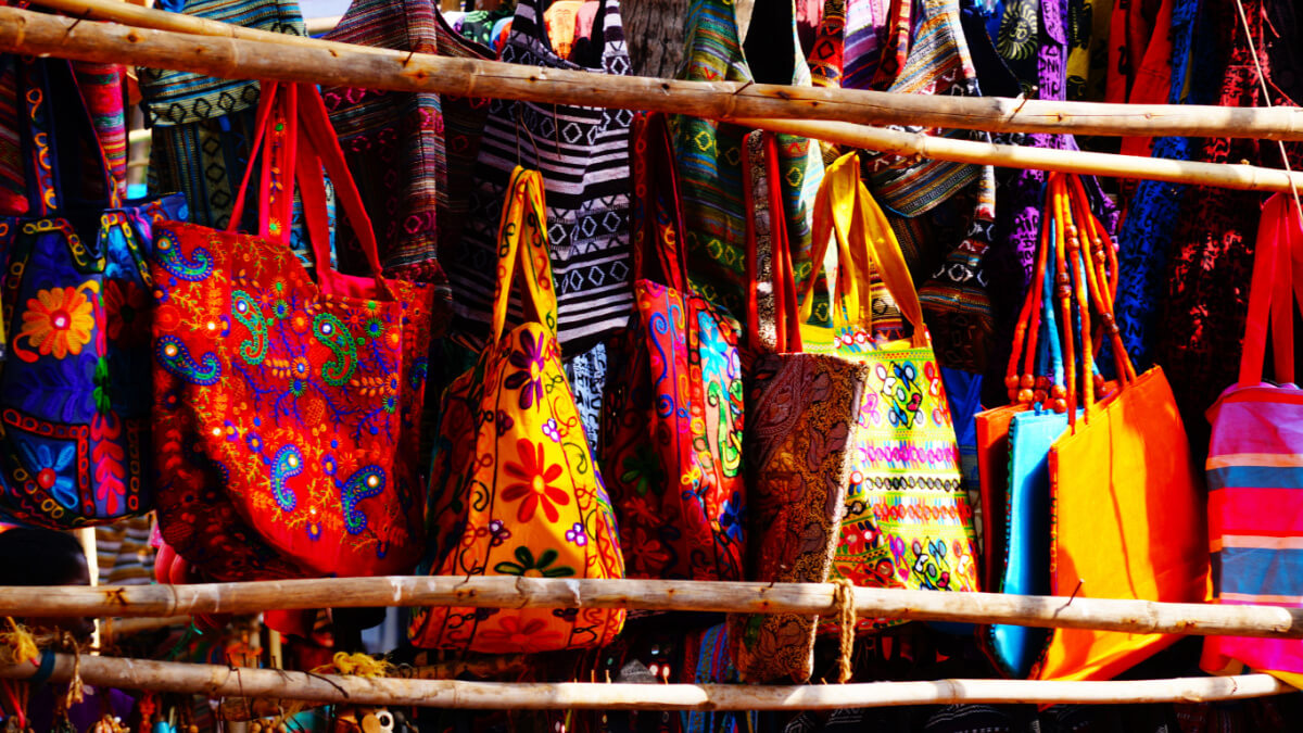 handbags-at-indian-market