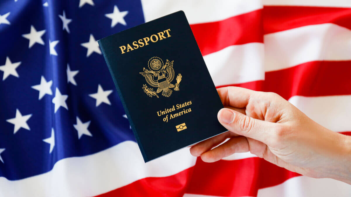 Guia completo: Teste de cidadania dos EUA em inglês