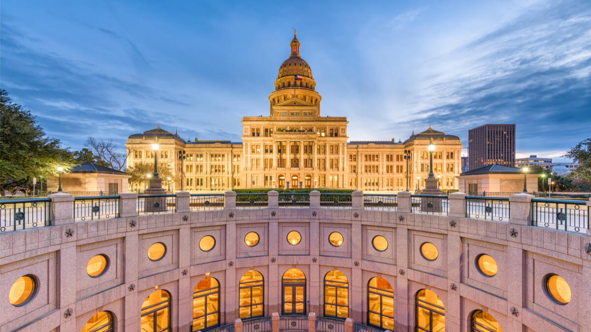 currency exchange on austin and madison