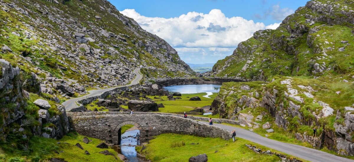 mountain-gap-view-in-kerry-ireland