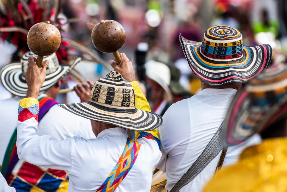 sacar-dinheiro-colombia