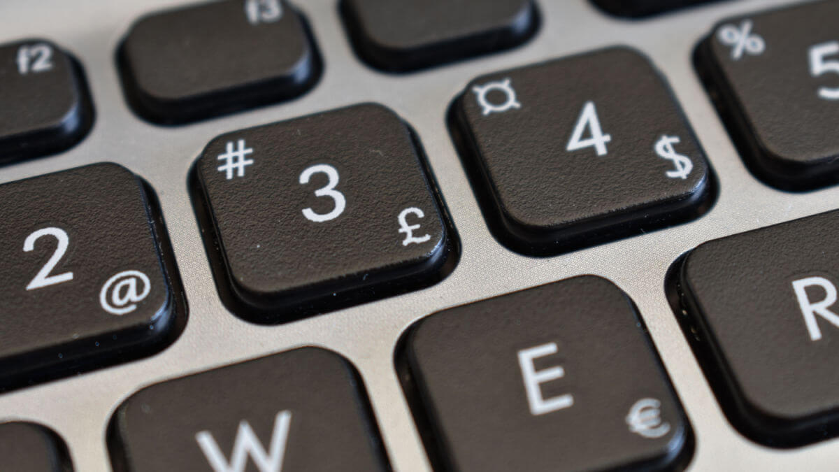 British Pound Symbol On Keyboard