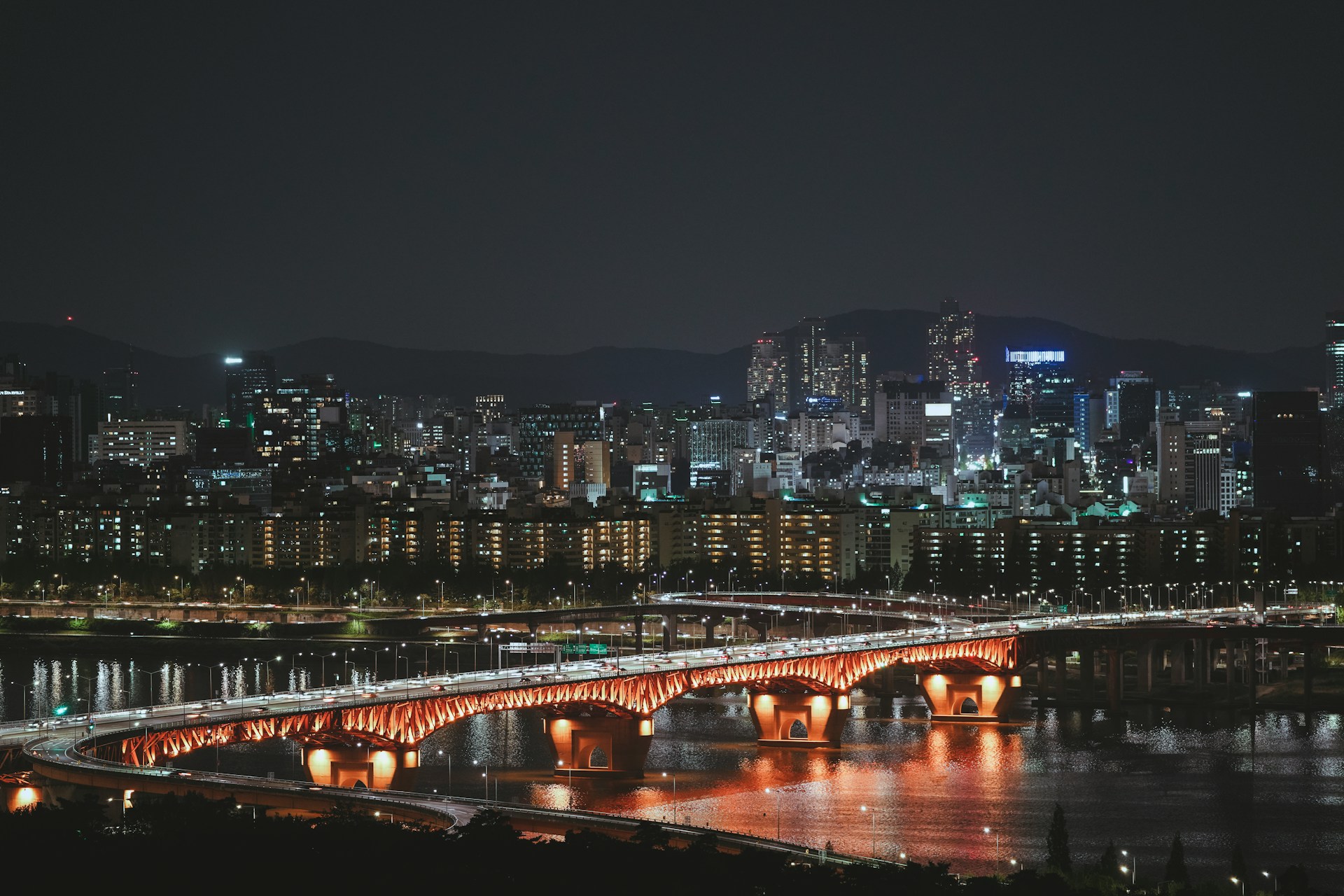 韓国のウリ銀行の口座開設方法を解説！口座の種類やメリット、必要書類とは？ - Wise