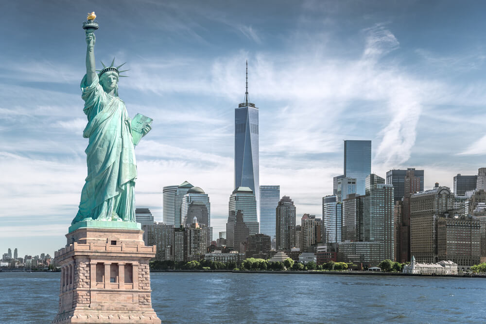 How To Visit The Statue Of Liberty From Manhattan