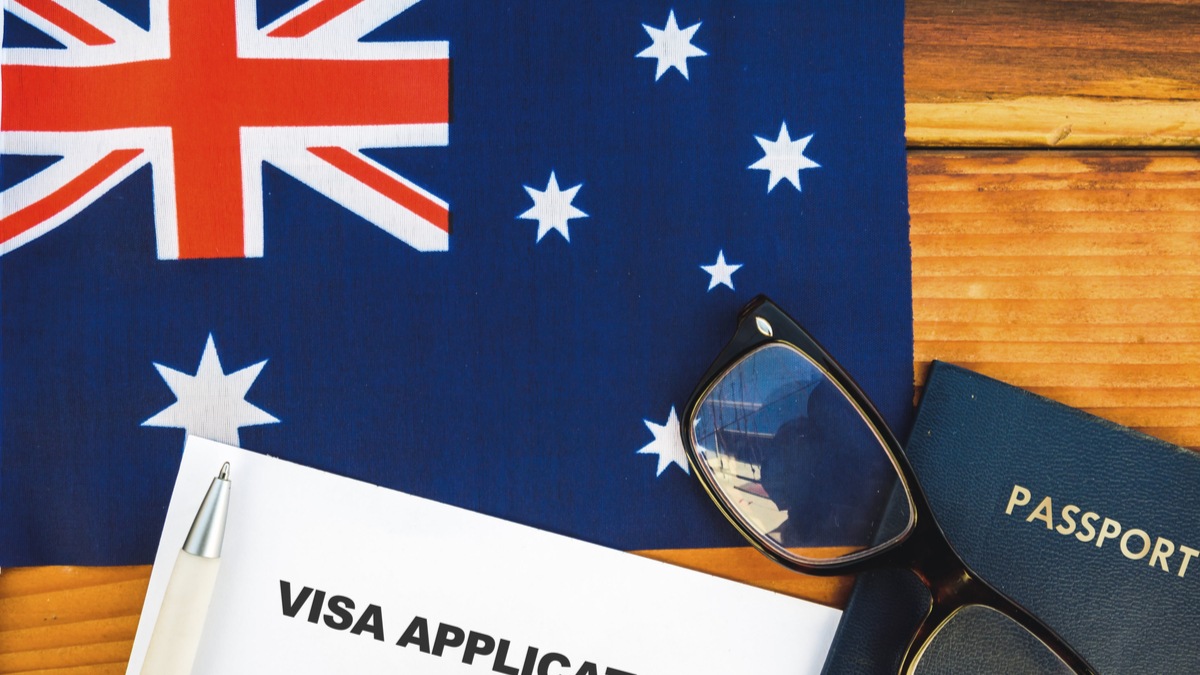 travel visa australia to europe