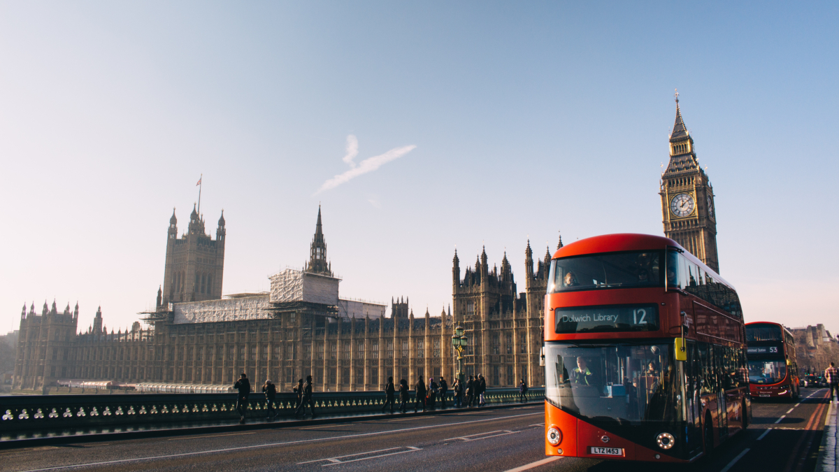 イギリスで銀行口座を開設するには 必要書類や手順を解説 日本でもできる Wise 旧transferwise